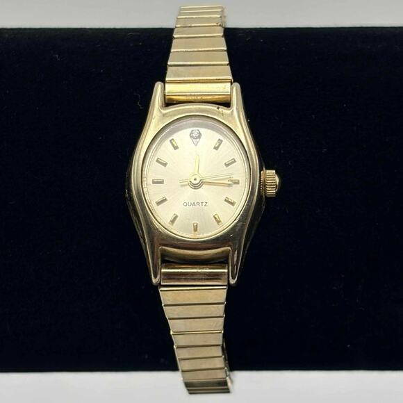 Stunning Gold Watch - Picture 1 of 3